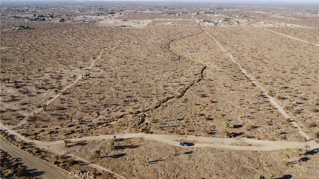 0 0 La Mesa Rd, Phelan, CA 92371