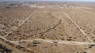 0 0 La Mesa Rd, Phelan, CA 92371