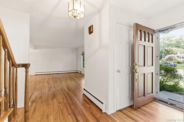 2 Bartel Place, South Huntington, NY 11746