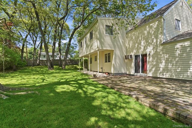 2 Bartel Place, South Huntington, NY 11746