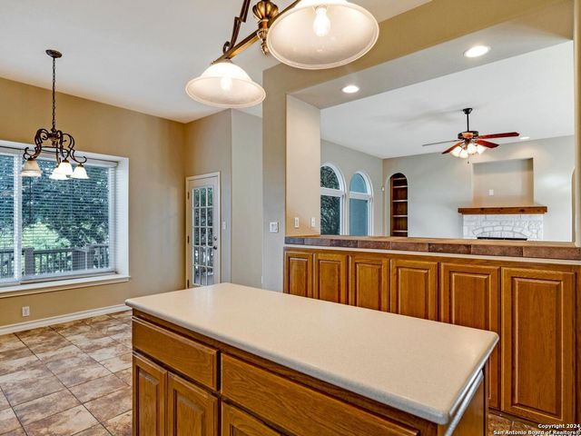 18705 Lookout Mountain, Helotes, TX 78023