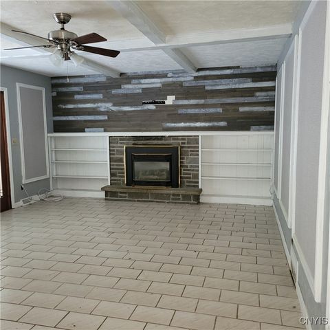 106 Victoria Park Drive, Salina, NY 13088