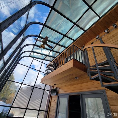 106 Victoria Park Drive, Salina, NY 13088