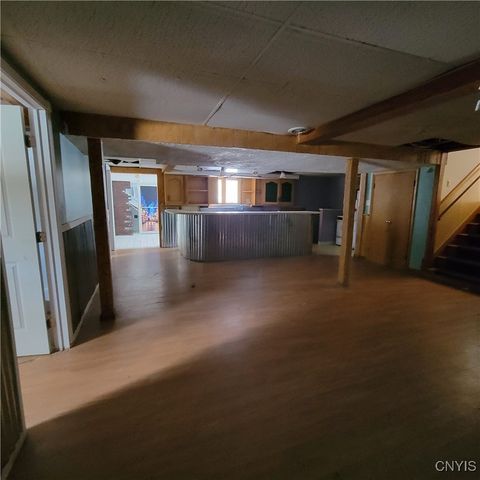 106 Victoria Park Drive, Salina, NY 13088