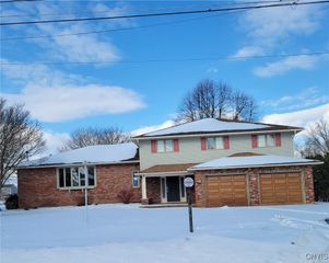 106 Victoria Park Drive, Salina, NY 13088