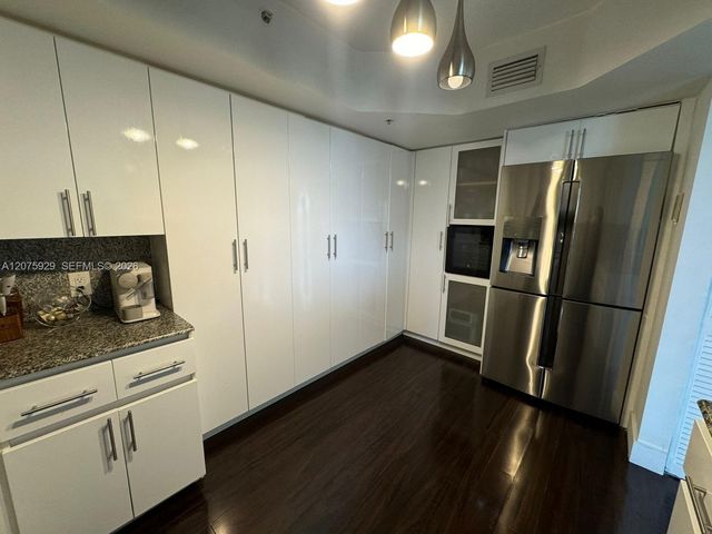 6301 Collins Avenue 1606, Miami Beach, FL 33141