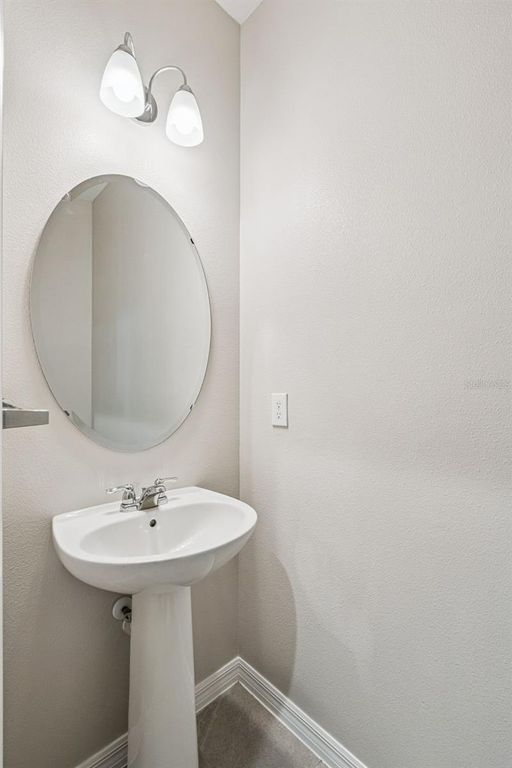 Image 36 of property listing at 9457 RANDAL PARK BOULEVARD, Orlando, FL 32832