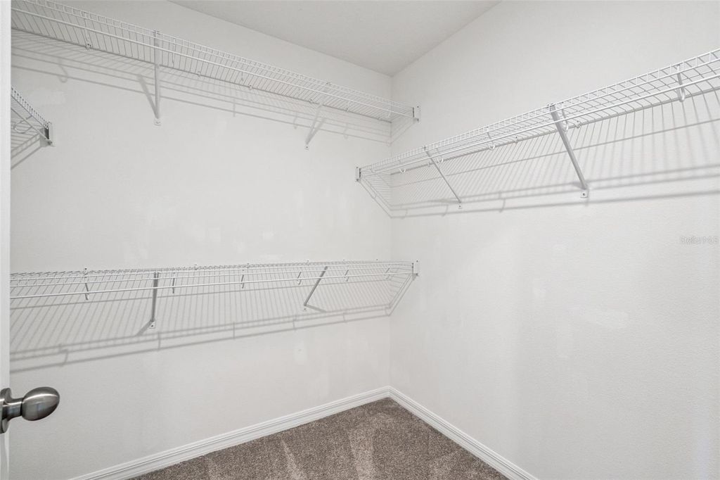 Image 45 of property listing at 9457 RANDAL PARK BOULEVARD, Orlando, FL 32832