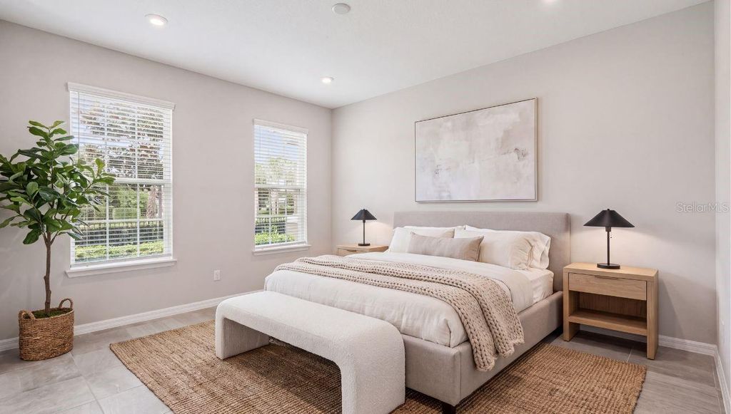 Image 7 of property listing at 9457 RANDAL PARK BOULEVARD, Orlando, FL 32832