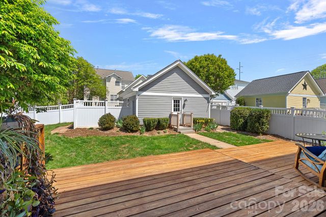 15426 Waterfront Drive, Huntersville, NC 28078