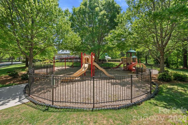 15426 Waterfront Drive, Huntersville, NC 28078