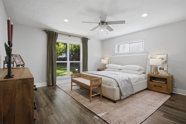 6136 Wrigley Way, Fort Worth, TX 76133