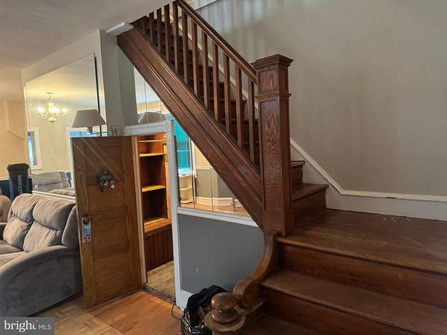 548 WOODLAND AVE, Cheltenham, PA 19012