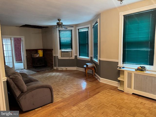 548 WOODLAND AVE, Cheltenham, PA 19012