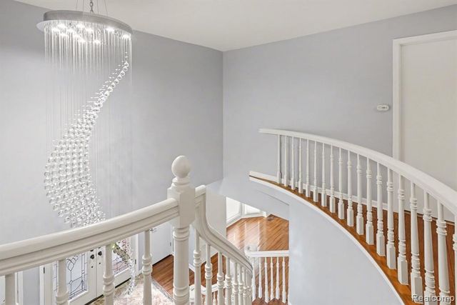 1941 Mapleridge Road, Rochester Hills, MI 48309