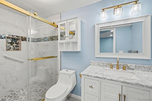 1941 Mapleridge Road, Rochester Hills, MI 48309