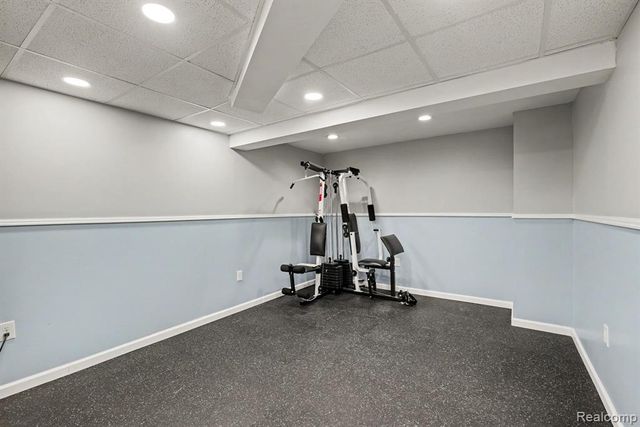 1941 Mapleridge Road, Rochester Hills, MI 48309