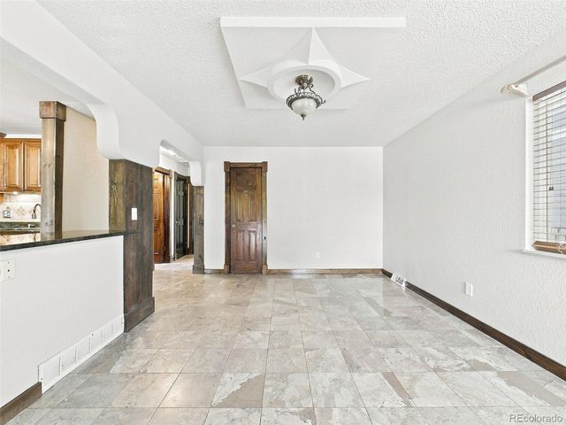 3137 W 20th Avenue, Denver, CO 80211