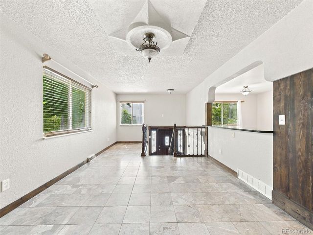 3137 W 20th Avenue, Denver, CO 80211