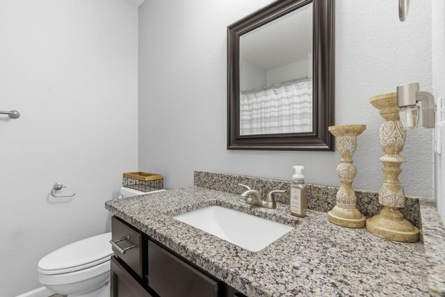 1070 E Lakota Street, Nixa, MO 65714