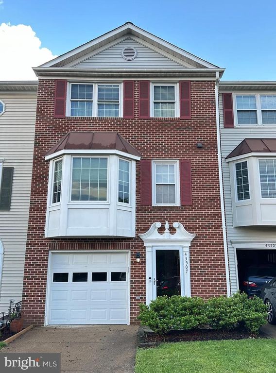 43507 BLACKSMITH SQ, Ashburn, VA 20147