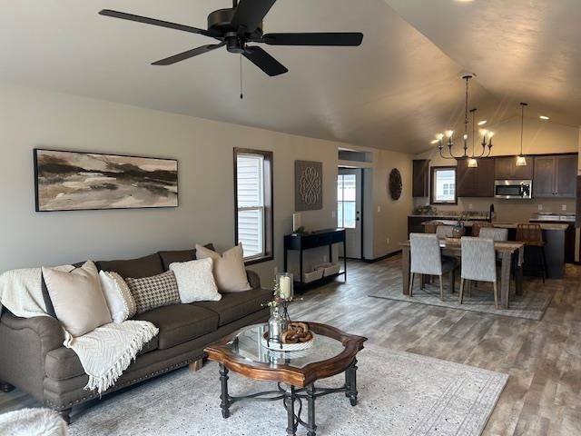 3727 E CALLALILLY LANE, Appleton, WI 54913