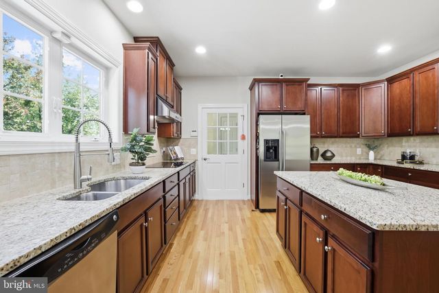 3009 MARSHALL ST, Falls Church, VA 22042