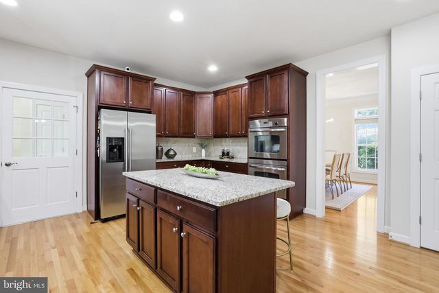 3009 MARSHALL ST, Falls Church, VA 22042