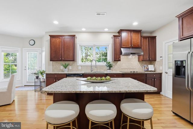 3009 MARSHALL ST, Falls Church, VA 22042
