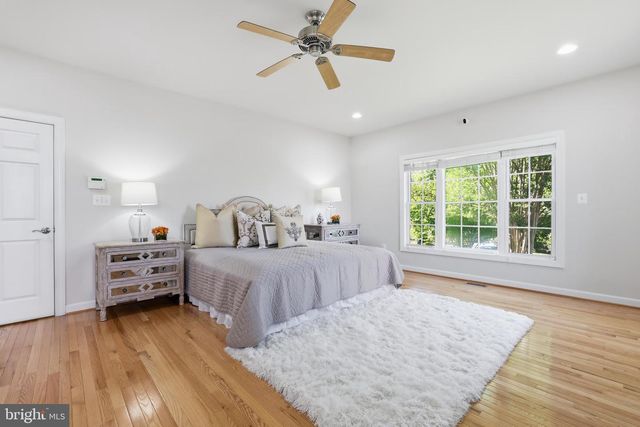 3009 MARSHALL ST, Falls Church, VA 22042