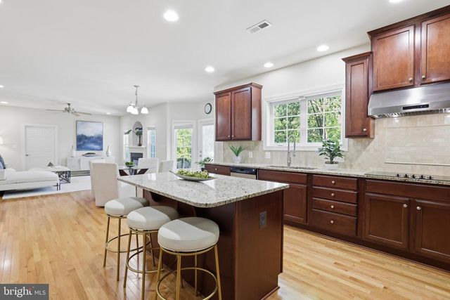 3009 MARSHALL ST, Falls Church, VA 22042