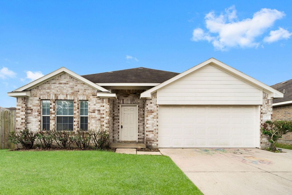 2530 Fox River Lane, Spring, TX 77386