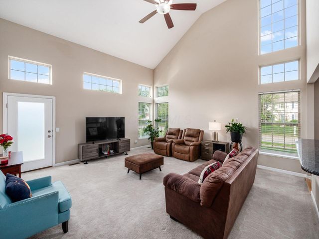 5608 Maple Dell Court, Hilliard, OH 43026