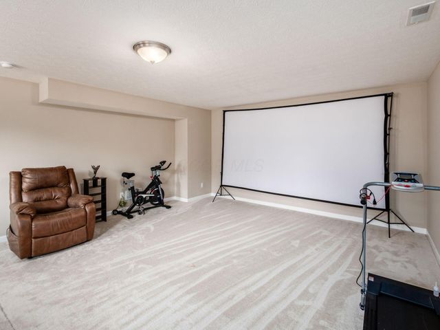 5608 Maple Dell Court, Hilliard, OH 43026