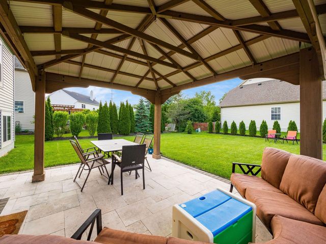 5608 Maple Dell Court, Hilliard, OH 43026