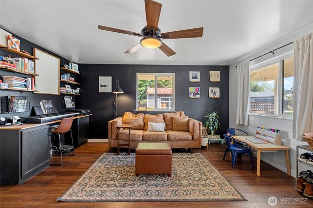 1405 S 27th Street, Mount Vernon, WA 98274