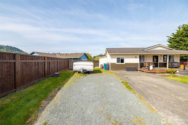 1405 S 27th Street, Mount Vernon, WA 98274