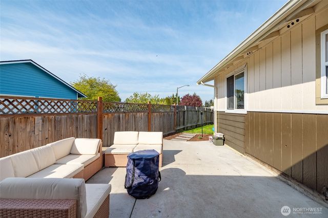 1405 S 27th Street, Mount Vernon, WA 98274
