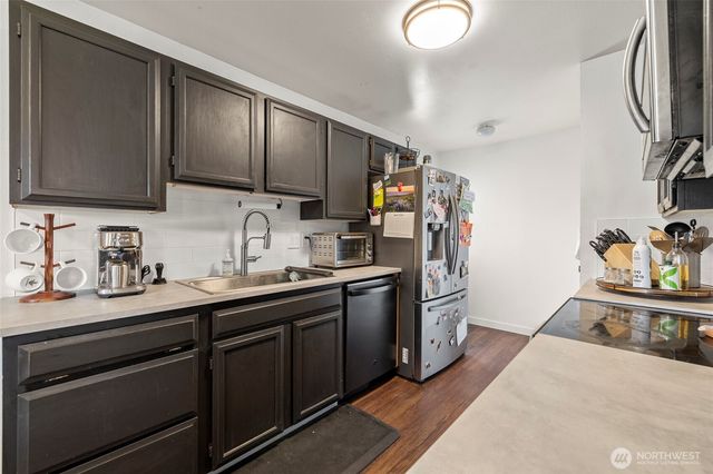 1405 S 27th Street, Mount Vernon, WA 98274