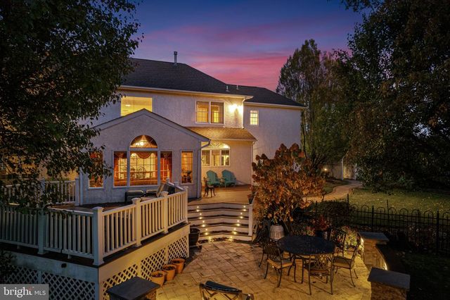 63 WOODSIDE LN, New Hope, PA 18938