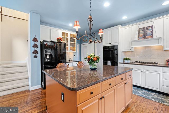 63 WOODSIDE LN, New Hope, PA 18938