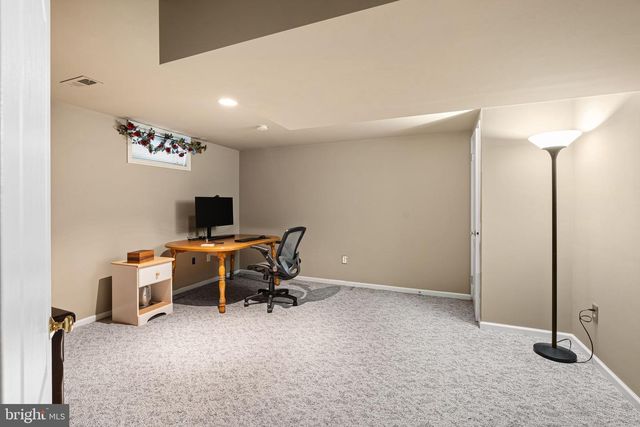 63 WOODSIDE LN, New Hope, PA 18938