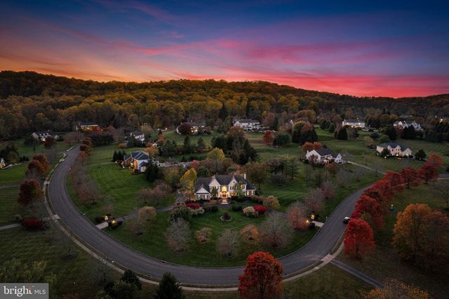 63 WOODSIDE LN, New Hope, PA 18938