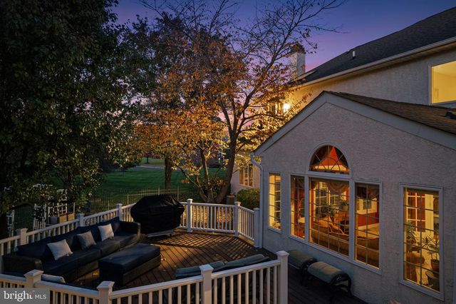 63 WOODSIDE LN, New Hope, PA 18938