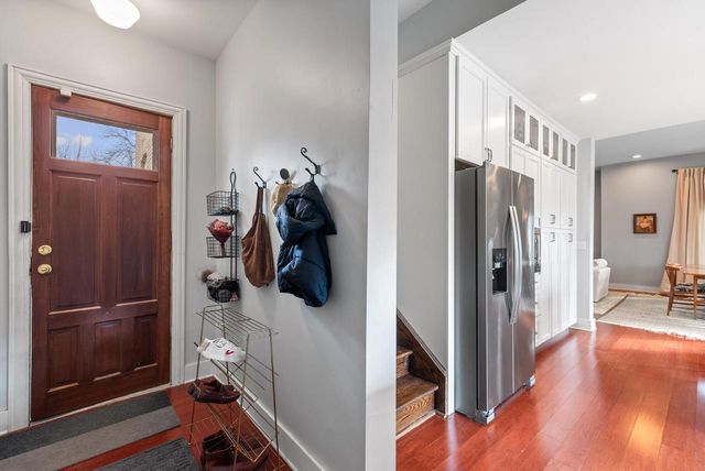 101 W Vine STREET, Milwaukee, WI 53212