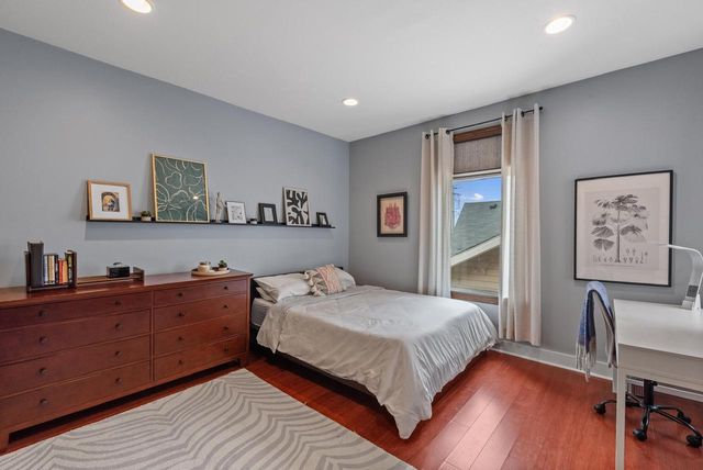 101 W Vine STREET, Milwaukee, WI 53212