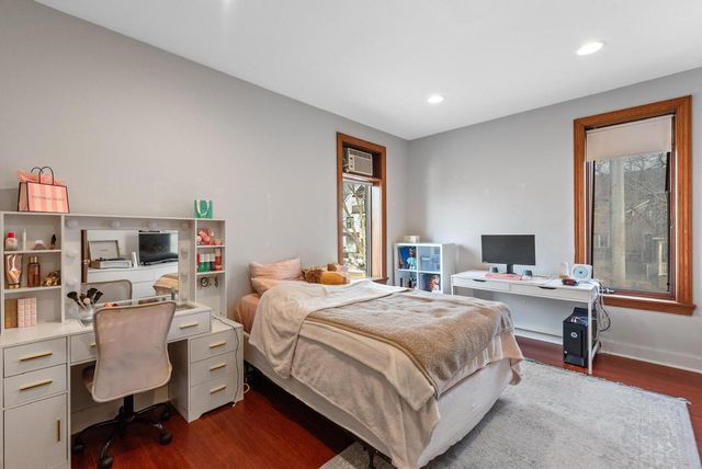 101 W Vine STREET, Milwaukee, WI 53212