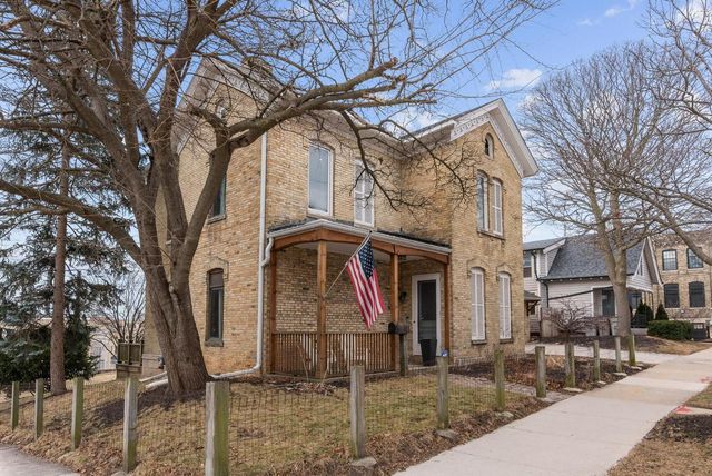 101 W Vine STREET, Milwaukee, WI 53212