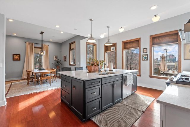 101 W Vine STREET, Milwaukee, WI 53212