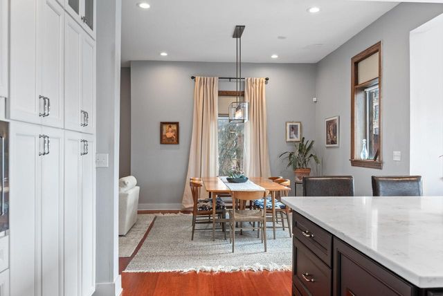 101 W Vine STREET, Milwaukee, WI 53212